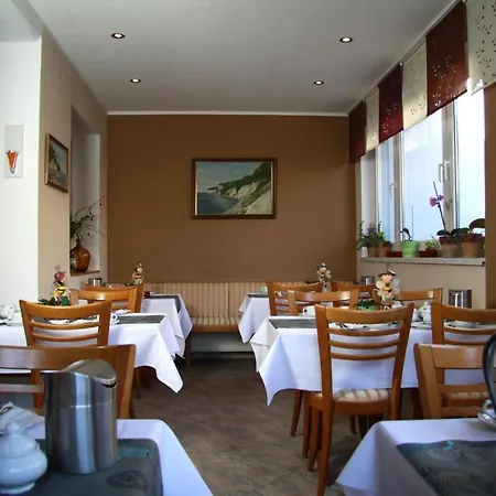 酒店 尊姆哈芬酒店 *