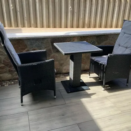 尊姆哈芬酒店 酒店 *