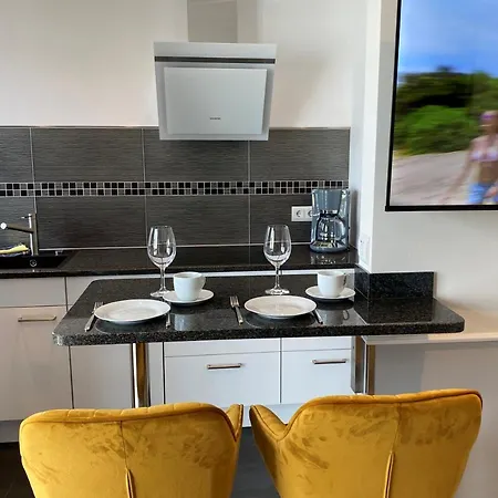 ツム ハーフェン ザスニッツ