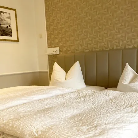 ツム ハーフェン * ザスニッツ